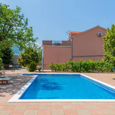 Villa Stipe - Makarska By Guide Zagvozd